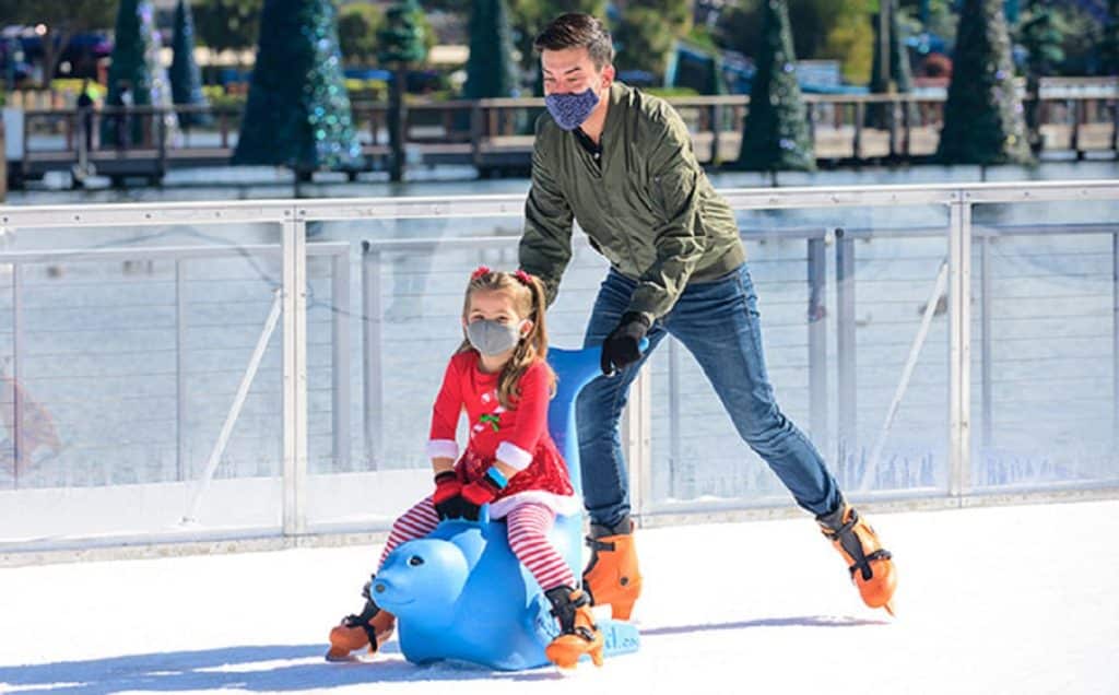 SeaWorld Orlando's 2021 Christmas Celebration